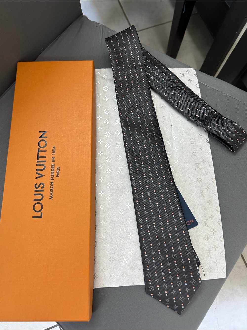 Louis Vuitton Black Monogram Pattern Silk Tie with Subtle Red Accents
